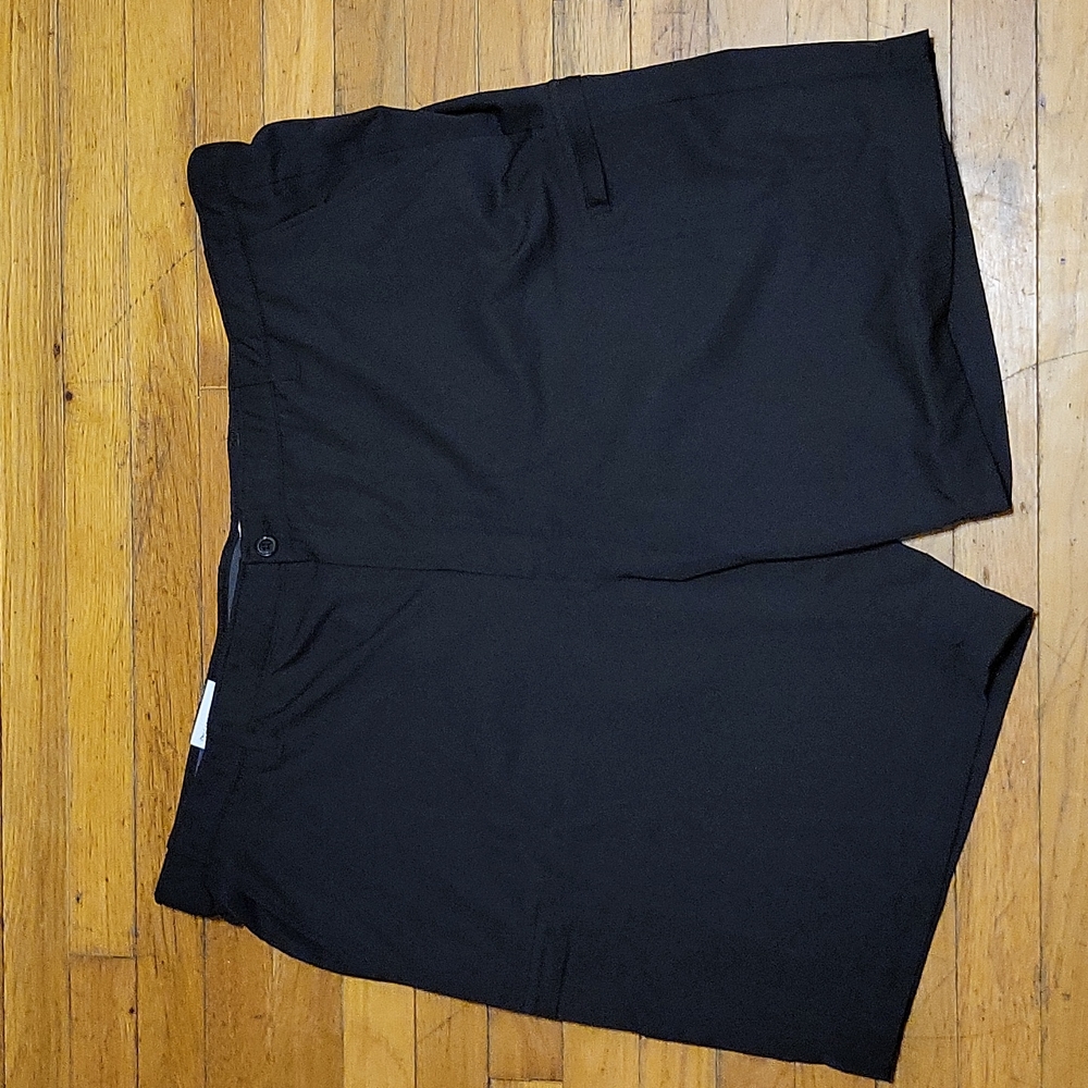 ARCHITECT GOLF SHORTS SZ 48 NWT